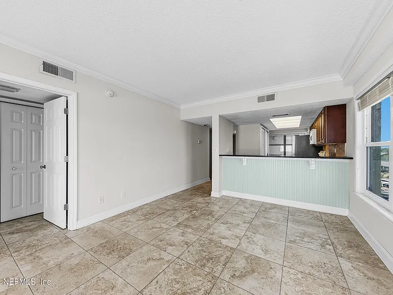 1901 1st St N #401 — Photo 19