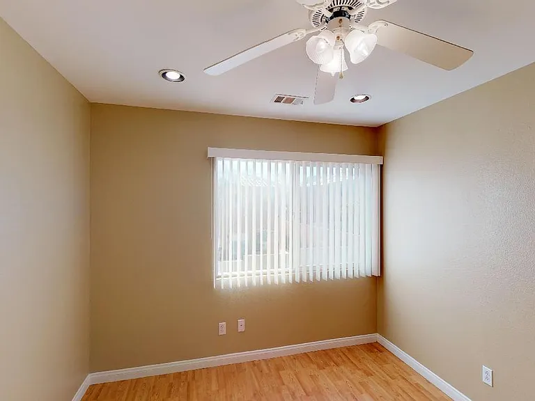 8805 Claystone Ct — Photo 44