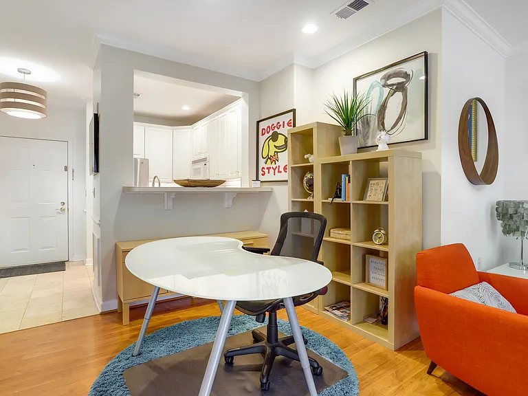 1320 N Wayne St — Photo 14