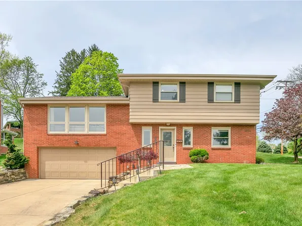 1300 Deerfield Dr, Monroeville, PA 15146