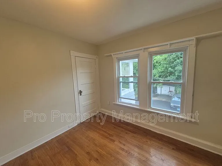 25 Howard Ave #2 — Photo 16