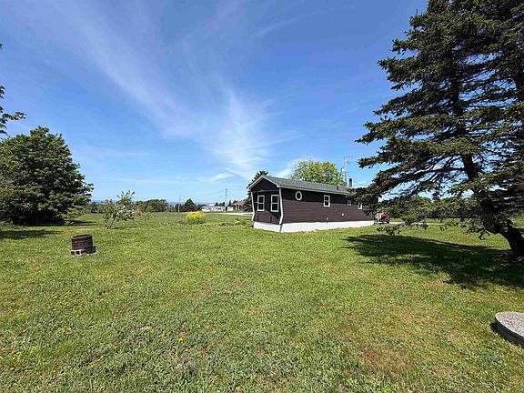 4th image of 116 Comeau Rd
