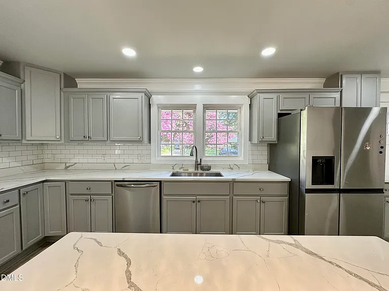 3716 Tulane Dr — Photo 3