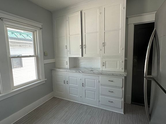 4th image of 252 Cumberland Ave #2