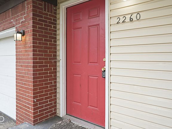 4th image of 2260 E Thompson Rd