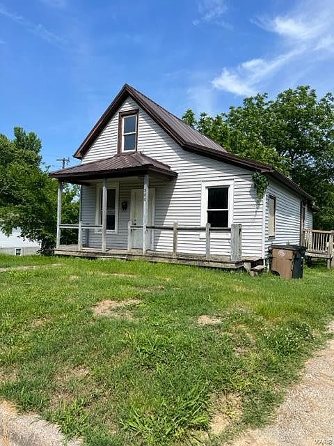 1st image of 500 Louis St