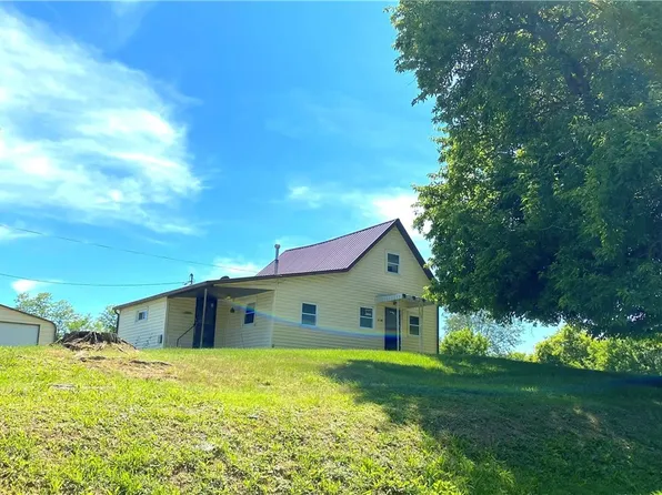 5285 Federal Rd, Little Hocking, OH 45723