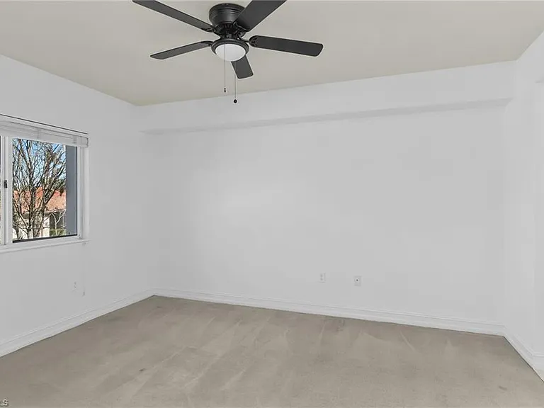 7835 Regal Heron Cir #202 — Photo 19