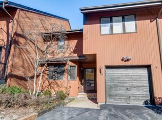 18 Mullarkey Dr, West Orange, NJ 07052
