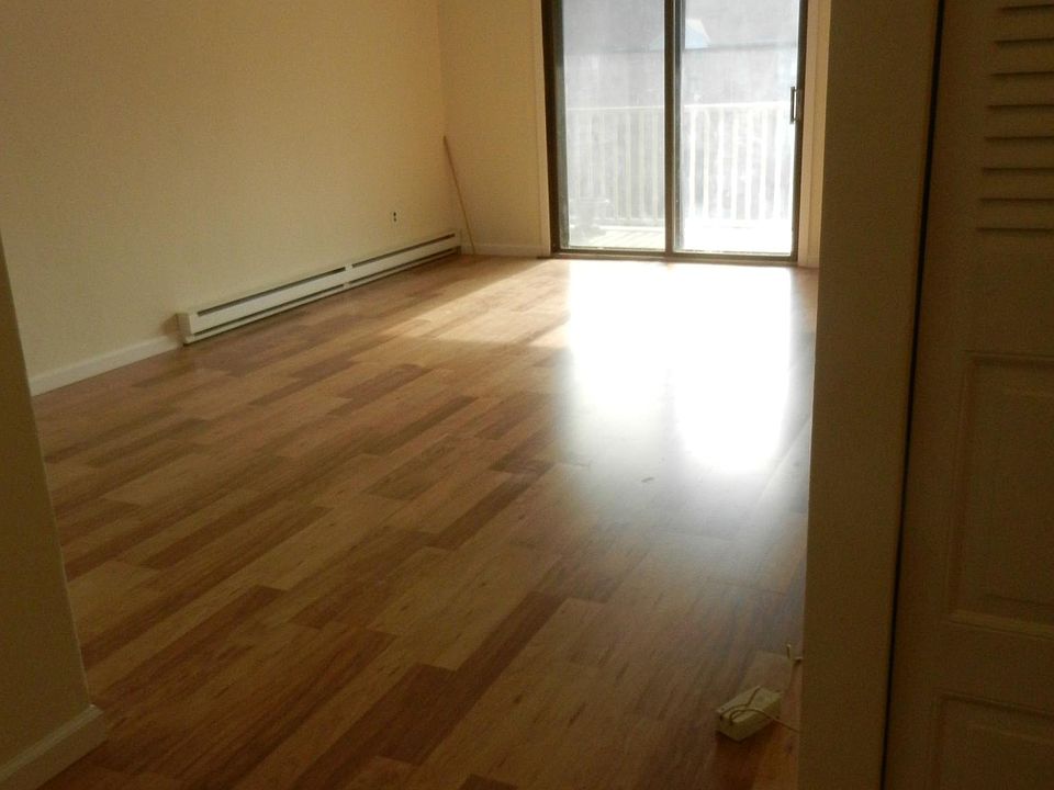 1st image of 500 Campbell Cir #H-8
