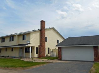 9343 73rd St S, Cottage Grove, MN 55016