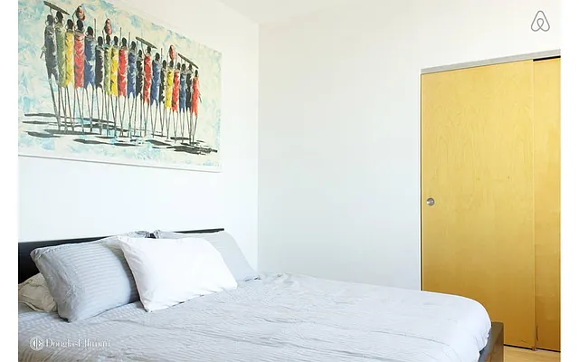 Rented by Douglas Elliman | media 18