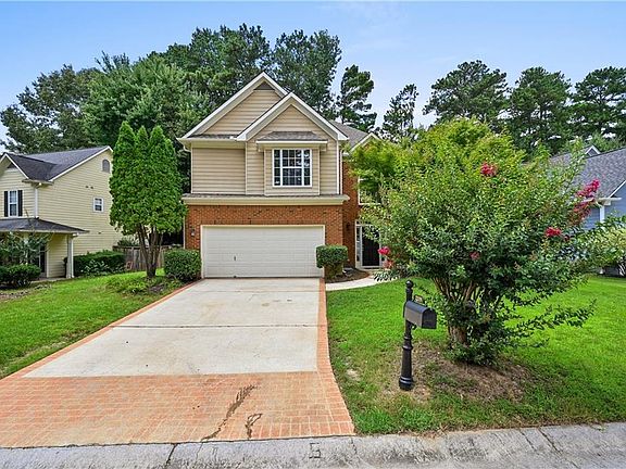 3rd image of 2119 Berryhill Cir SE
