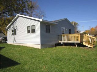 1108 Main St, Center Point, IA 52213