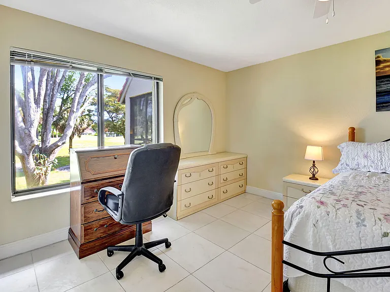 5715 Fairway Park Dr #201 — Photo 27
