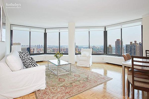 1st image of 40 E 94th St APT 28F