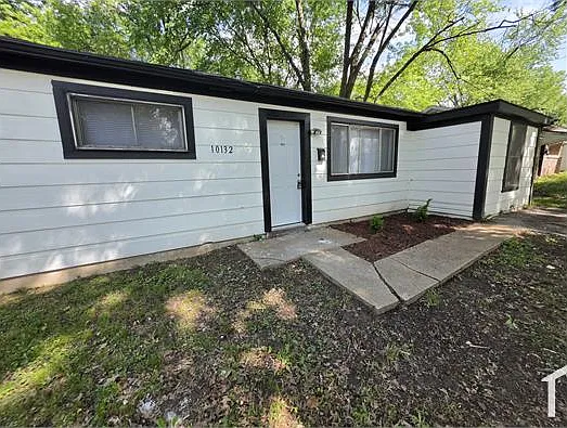 10132 Duke Dr — Photo 2
