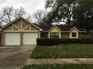 7122 Pine Grove Dr, Houston, TX 77092