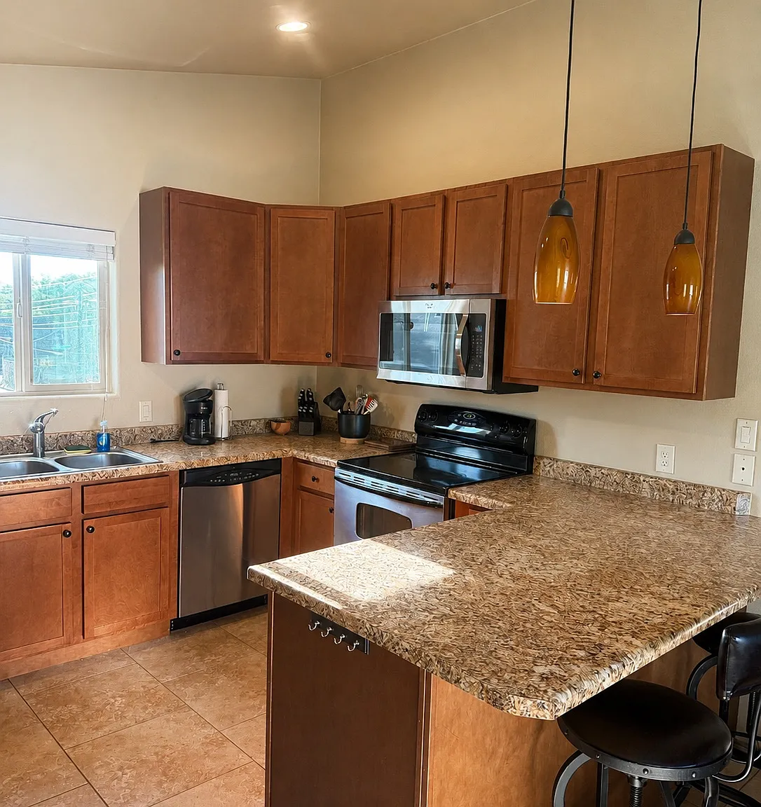 1 bed, 658 sqft, $1,600 — Photo 4