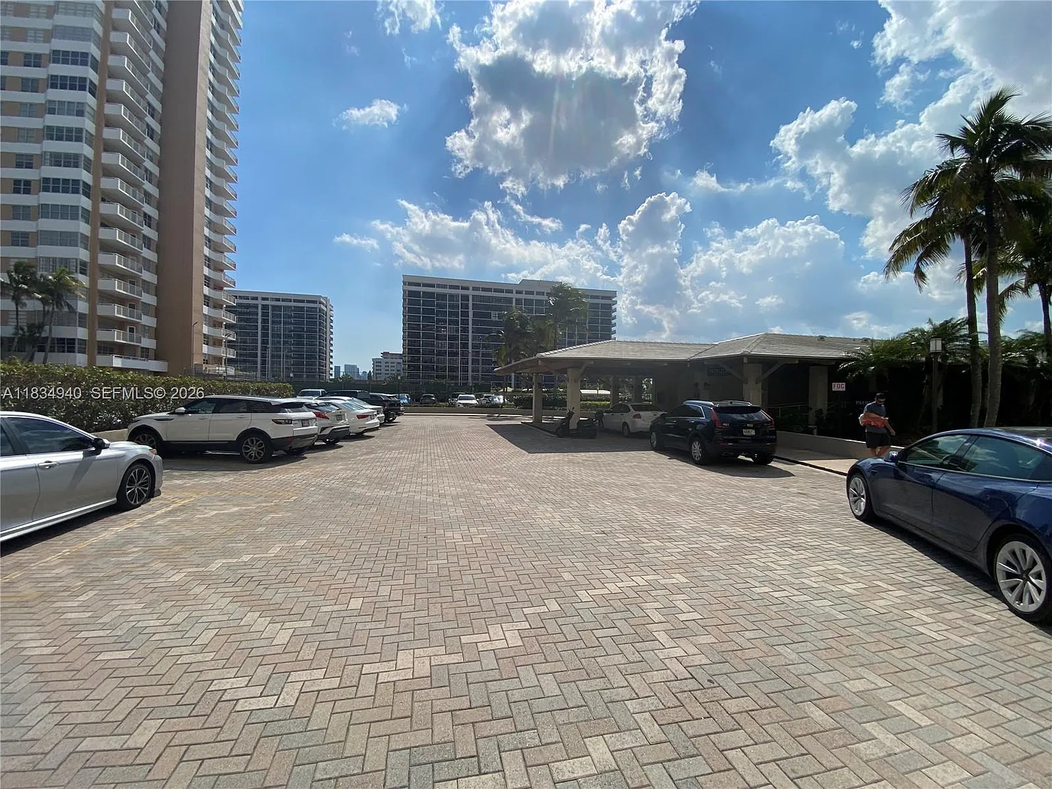Hemispheres Bay North — Photo 3