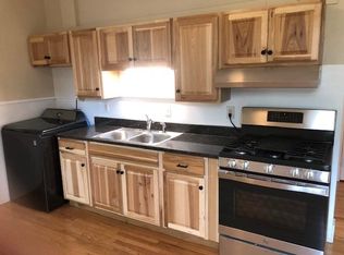 22 Linden St, Northampton, MA 01060