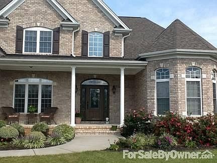 Custom Built - 3640 sf