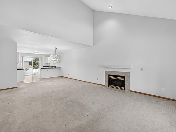 4th image of 434 Cherry Hill Dr
