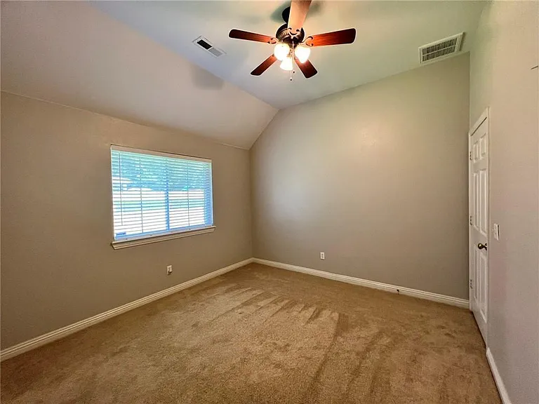 5408 W Redbud St — Photo 3