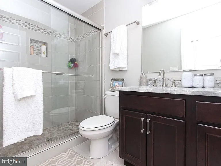 314 S Bouldin St — Photo 13