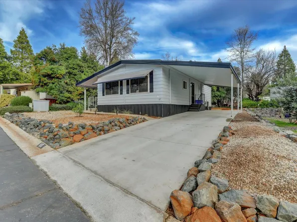65 Primrose Ln, Grass Valley, CA 95945