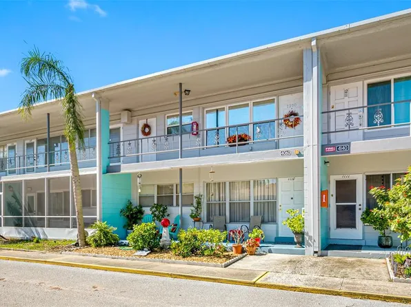 4060 55th St N APT 1210, Kenneth City, FL 33709