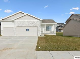 17644 Scott St, Bennington, NE 68007