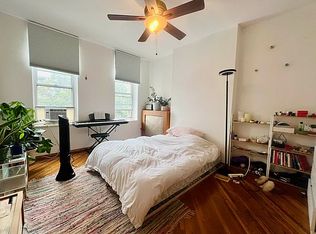 114 Diamond St #2R**, Brooklyn, NY 11222