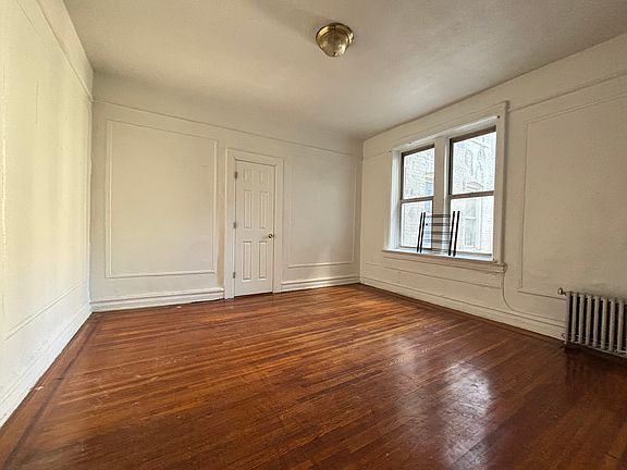 5th image of 961 Eastern Pkwy APT B3