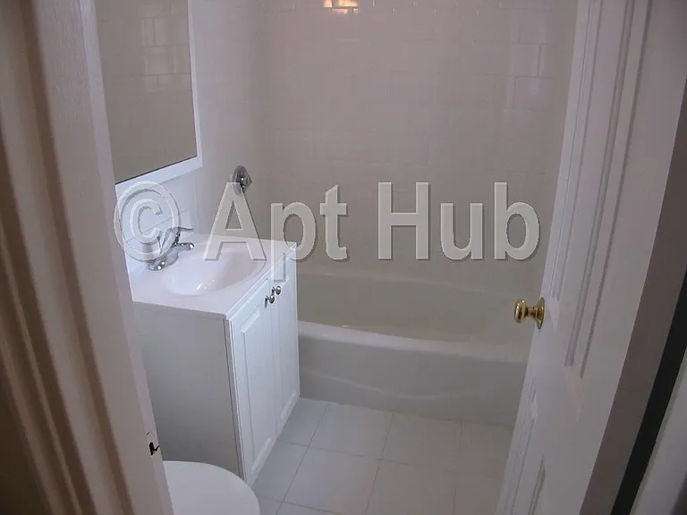 60 Brattle St #U1 — Photo 5
