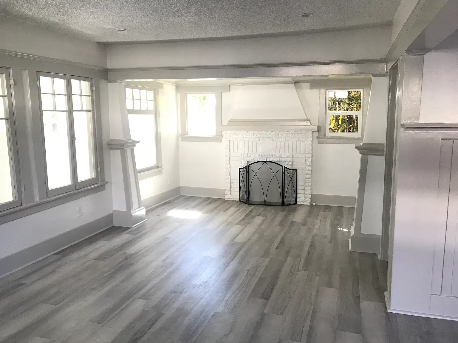 2 bed, 1350 sqft, $3,750 — Photo 4