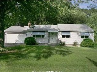 108 Mountain Rd, Windsor, CT 06095