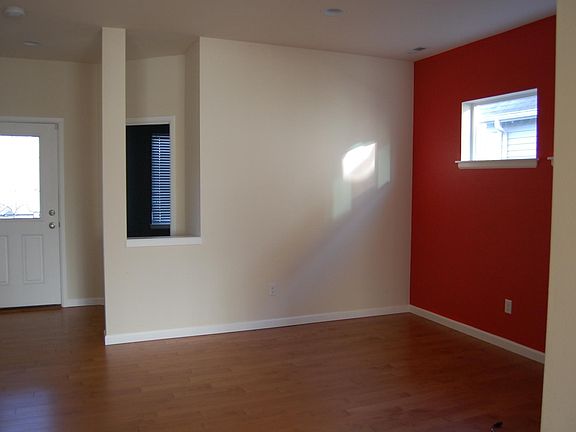 4th image of 7711 NE 196th St