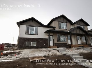 11 Rivergrove Ln W #3, Lethbridge, AB T1K 5X5