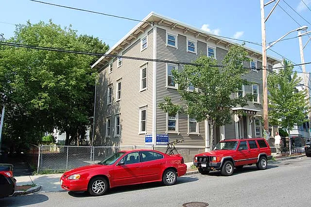 356 Wickenden St #2R — Photo 8