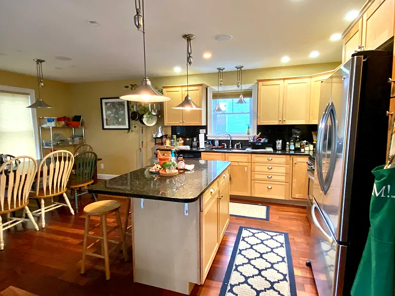 16 Canfield St — Photo 11