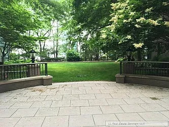 Rented by LL Real Estate Services