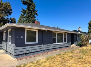 3002 Hyacinth St, Eugene, OR 97404