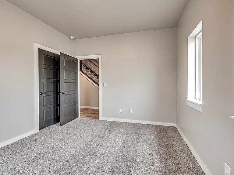 109 Carlow Way — Photo 9