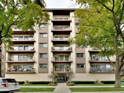235 Marengo Ave #2EN, Forest Park, IL, 60130