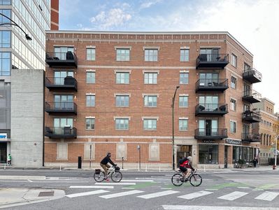 544 N Milwaukee Ave #305, Chicago, IL, 60622