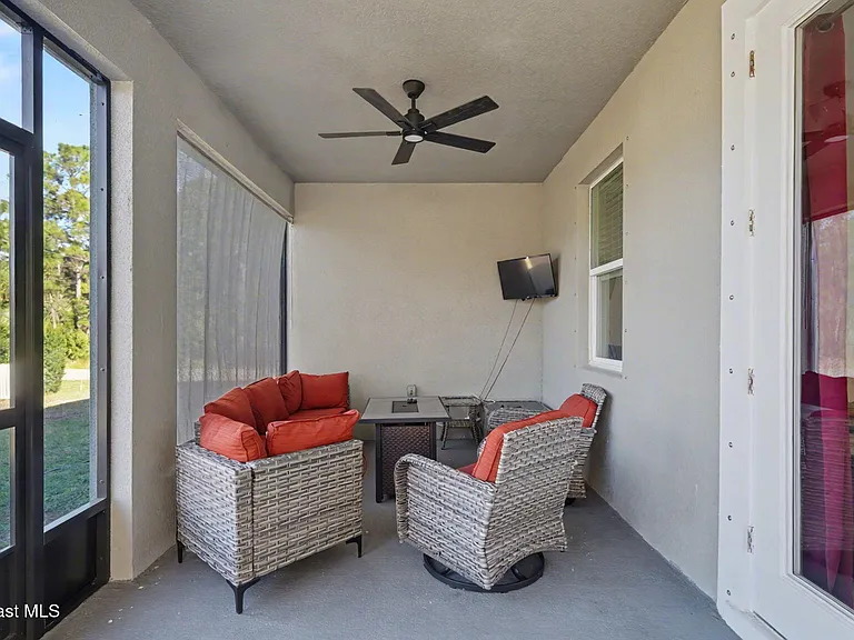 1835 Eugenia Ct NW — Photo 33