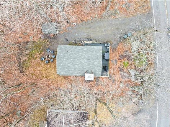 3rd image of 1150 Country Club Dr