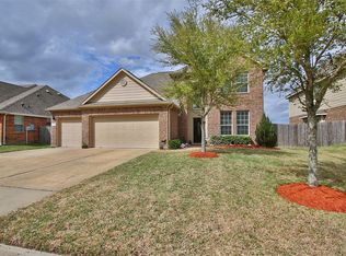 2914 Rippling Brook Ln, Dickinson, TX 77539