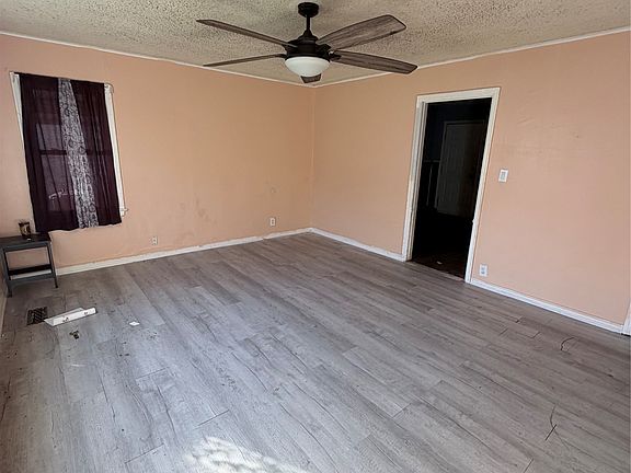 3rd image of 3955 E Admiral Ct